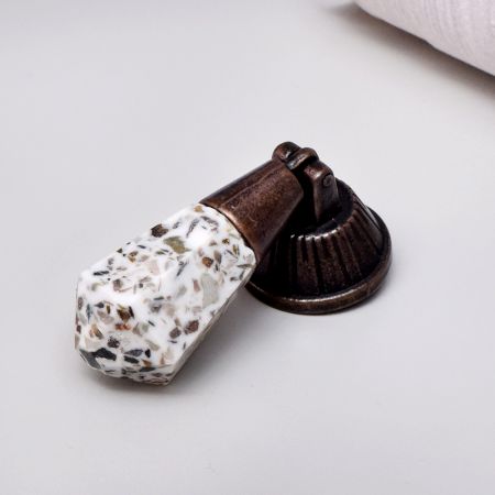 Stone and Metal Teardrop Knob for Cabinet and Wardrobe